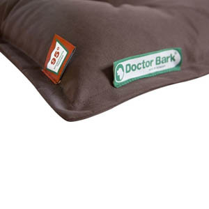 Doctor Bark Outdoor-/Einlegekissen fr Bett M Braun (70x50x7cm)